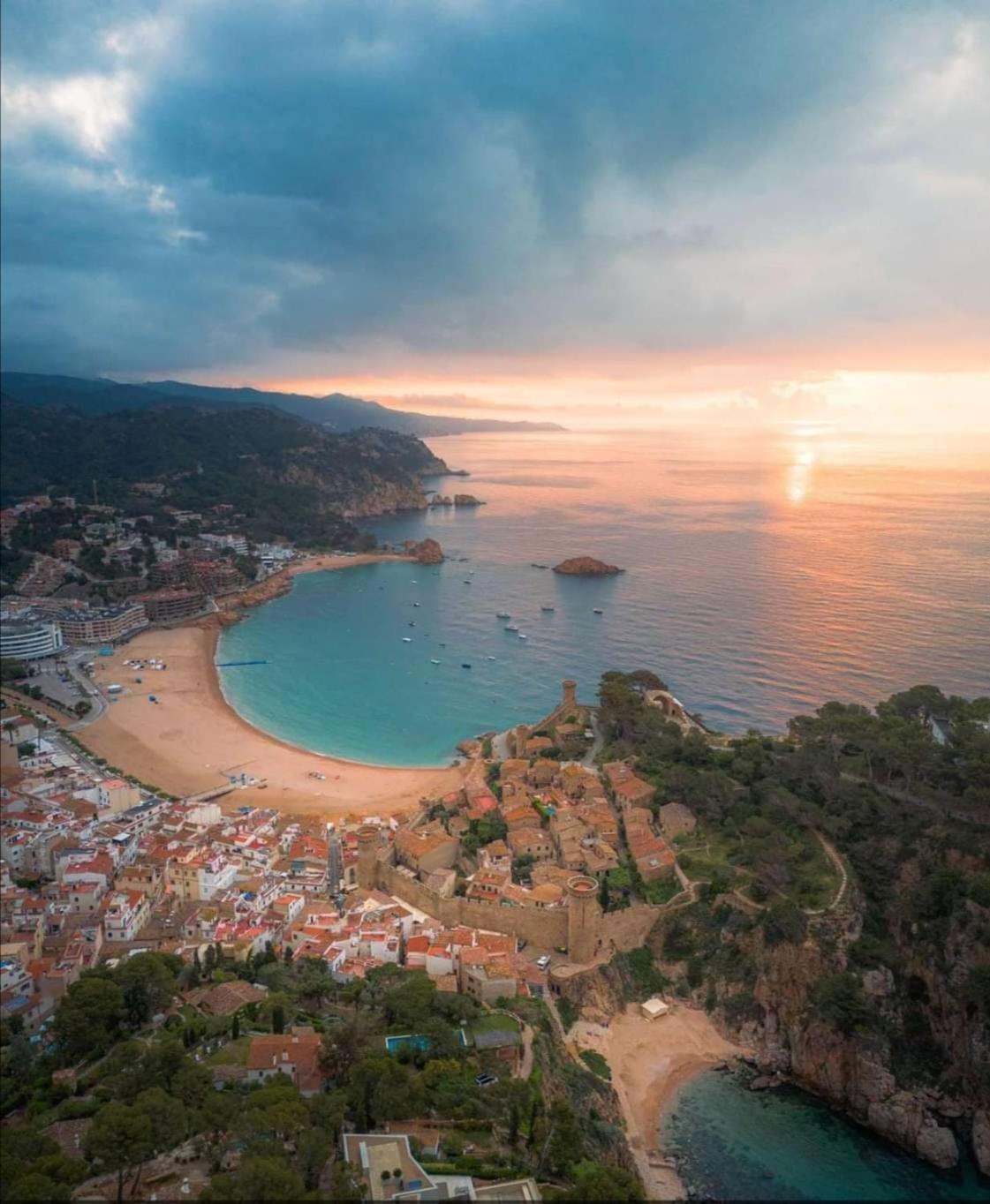 Portal 17 Can Tort Tossa de Mar Exterior foto